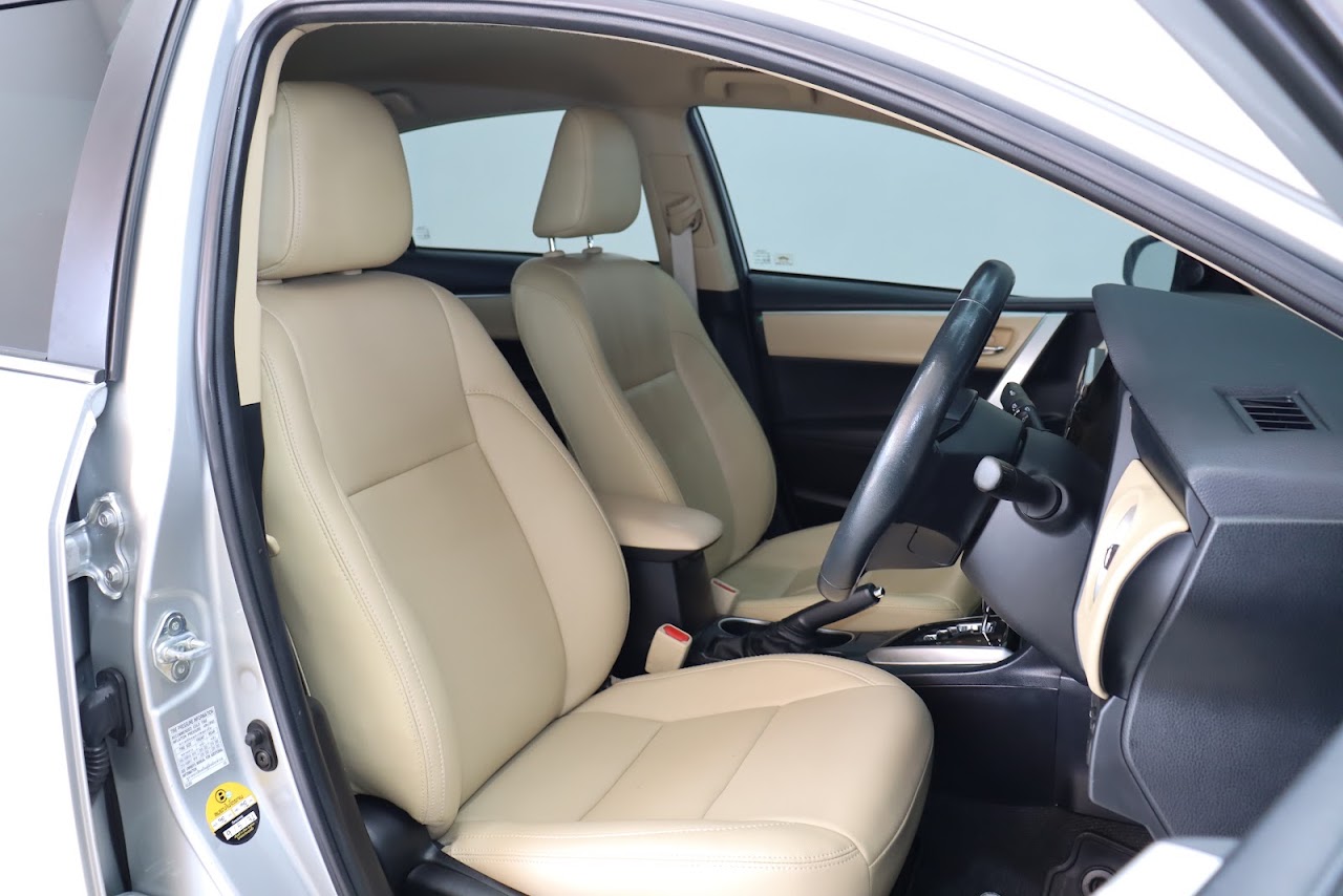 2018 Toyota Altis 1.6G รูปที่ 12