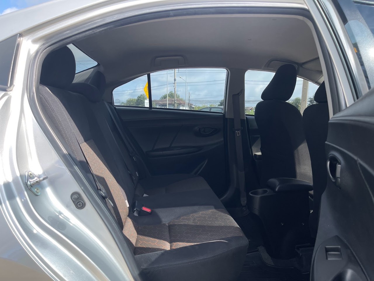 2021 Toyota Vios 1.5Entry รูปที่ 14