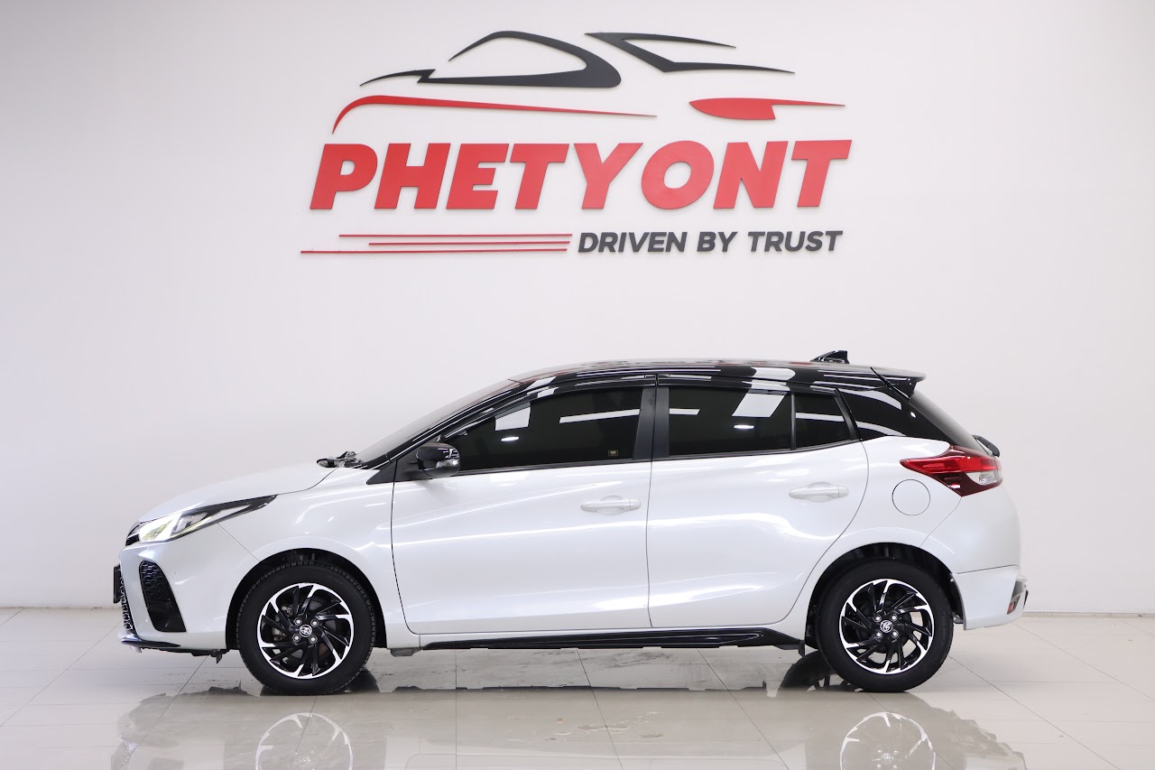 2021 Toyota Yaris 1.2Sport Premium Black roof รูปที่ 13