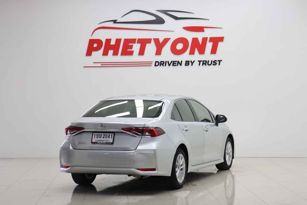 2021 Toyota Altis 1.6G มือสอง สีบรอนซ์เงิน รูปที่ 8