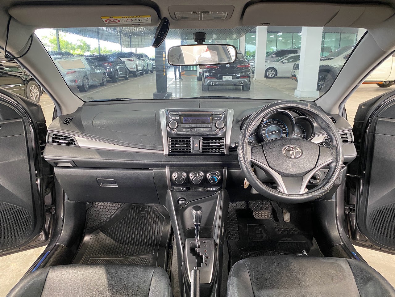 2014 Toyota Vios 1.5E รูปที่ 17