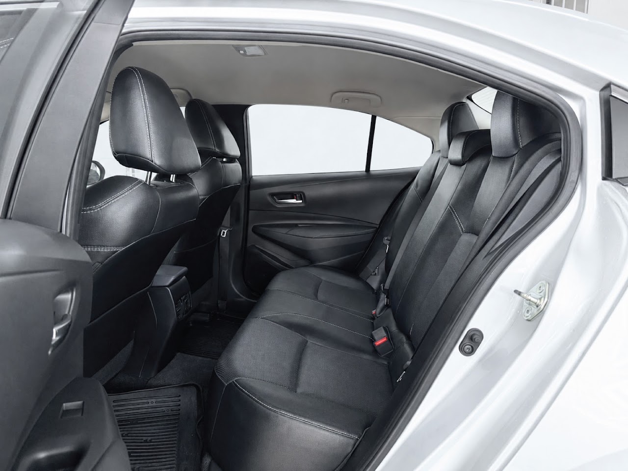 2021 Toyota New Altis 1.6G รูปที่ 4