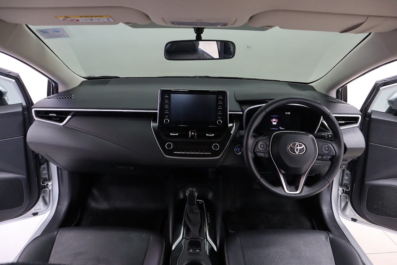 2022 Toyota Altis 1.8Hybrid Premium มือสอง สีบรอนซ์เงิน รูปที่ 12
