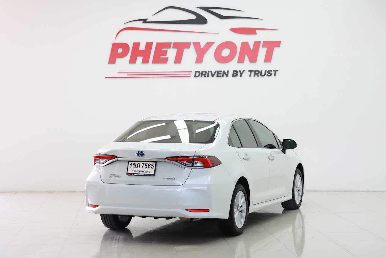 2021 Toyota Altis 1.8Hybrid Smart มือสอง สีขาว รูปที่ 8