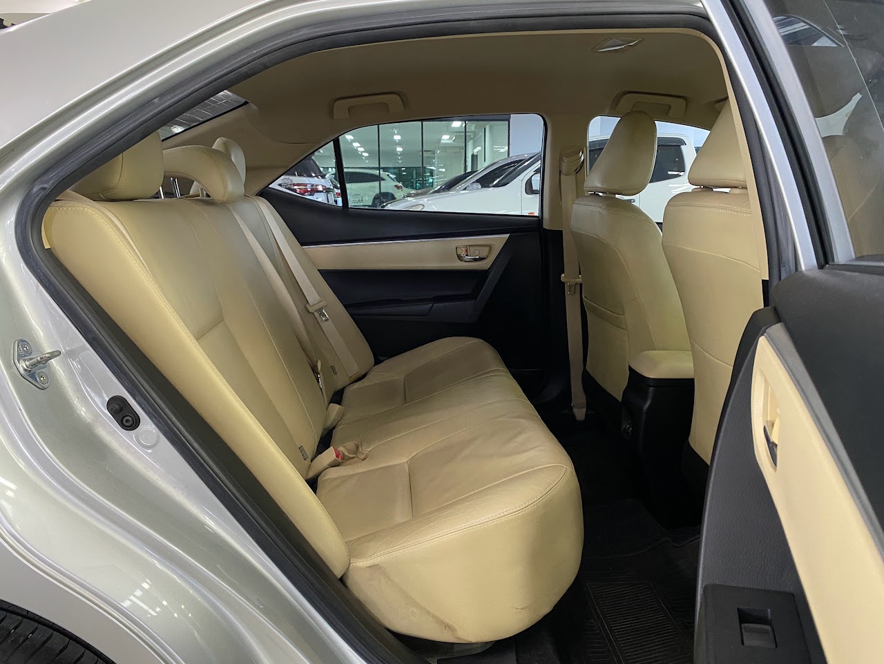 2018 Toyota Altis 1.6G รูปที่ 14