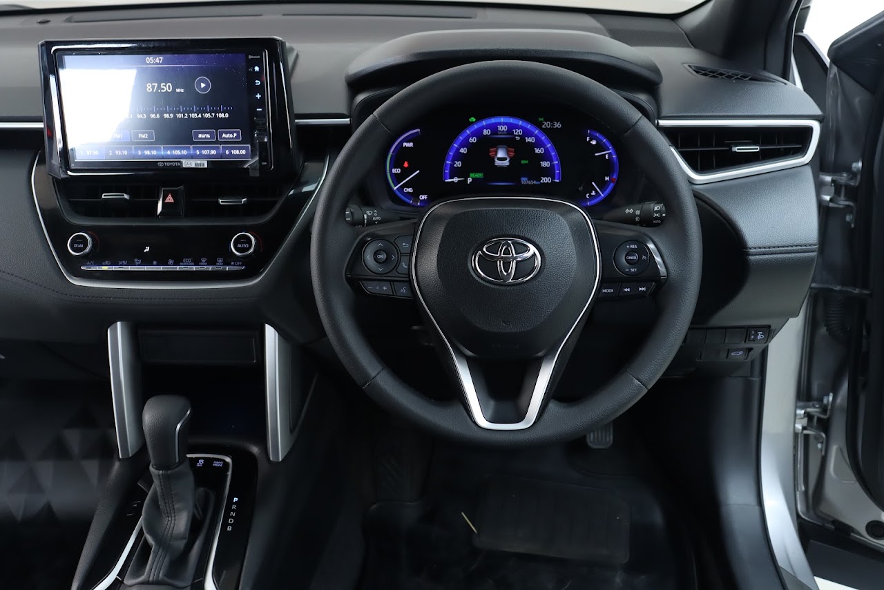 2021 Toyota Corolla Cross 1.8Hybrid Premium รูปที่ 6