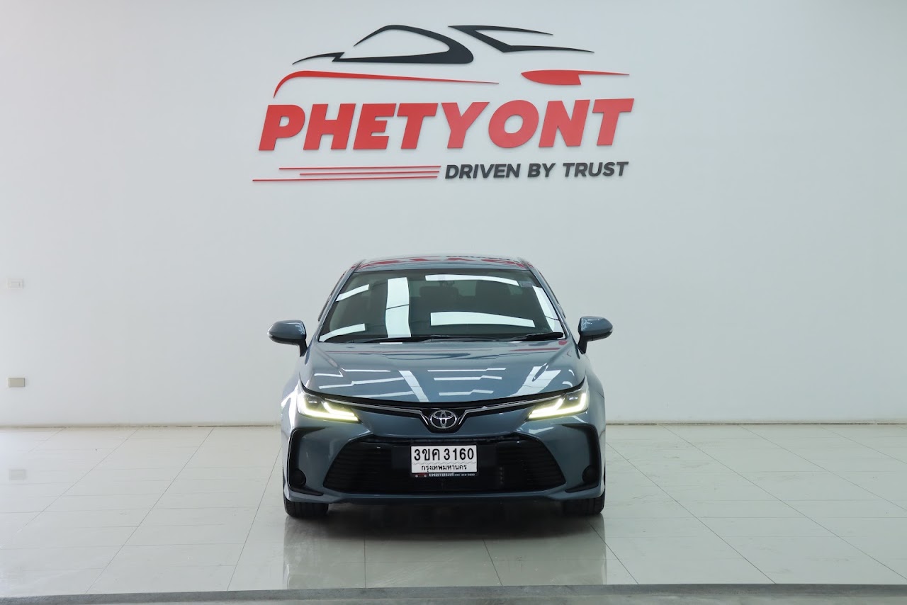 2022 Toyota Altis 1.8SPORT มือสอง สีเทาฟ้า รูปที่ 9