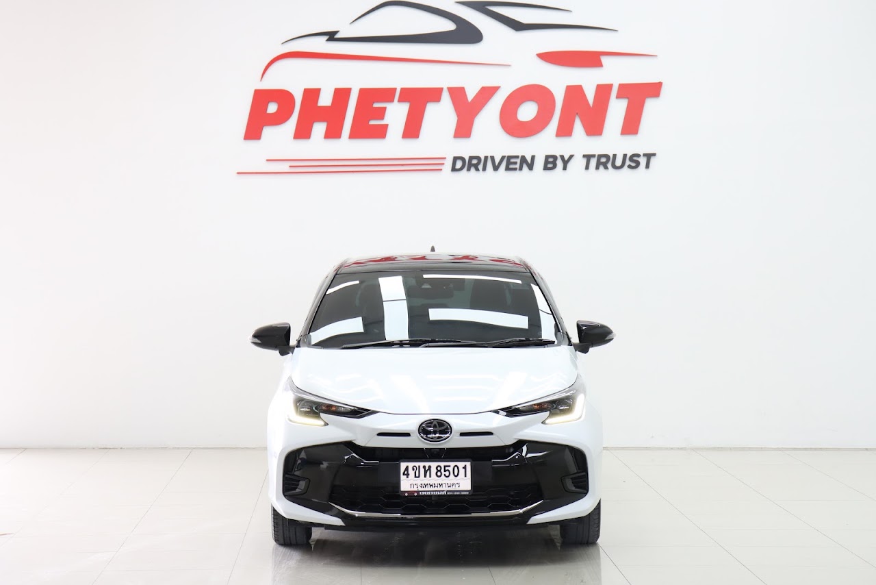 2023 Toyota Yaris 1.2Premium มือสอง สีขาว ดำ รูปที่ 9