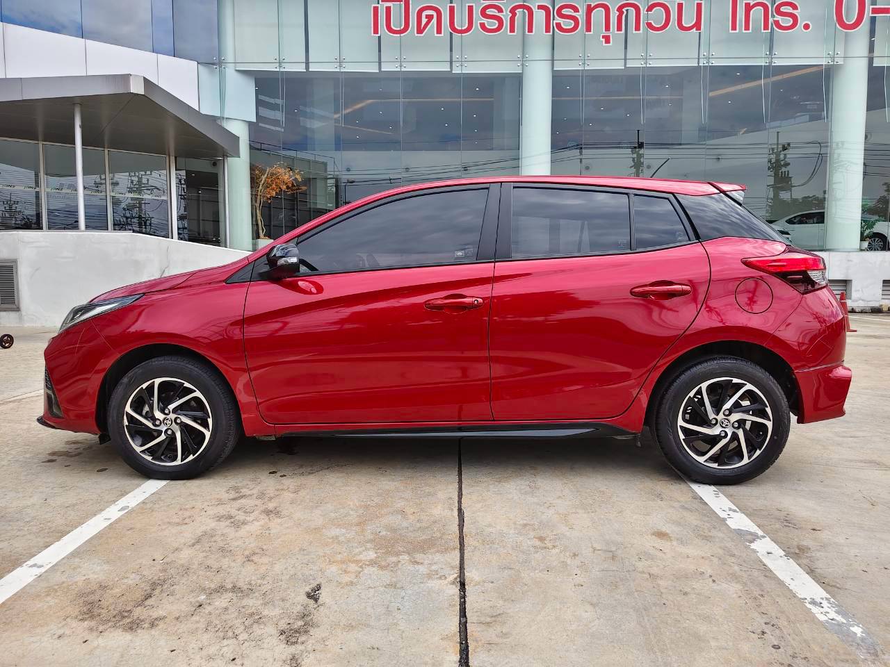 2022 Toyota Yaris 1.2Sport รูปที่ 8