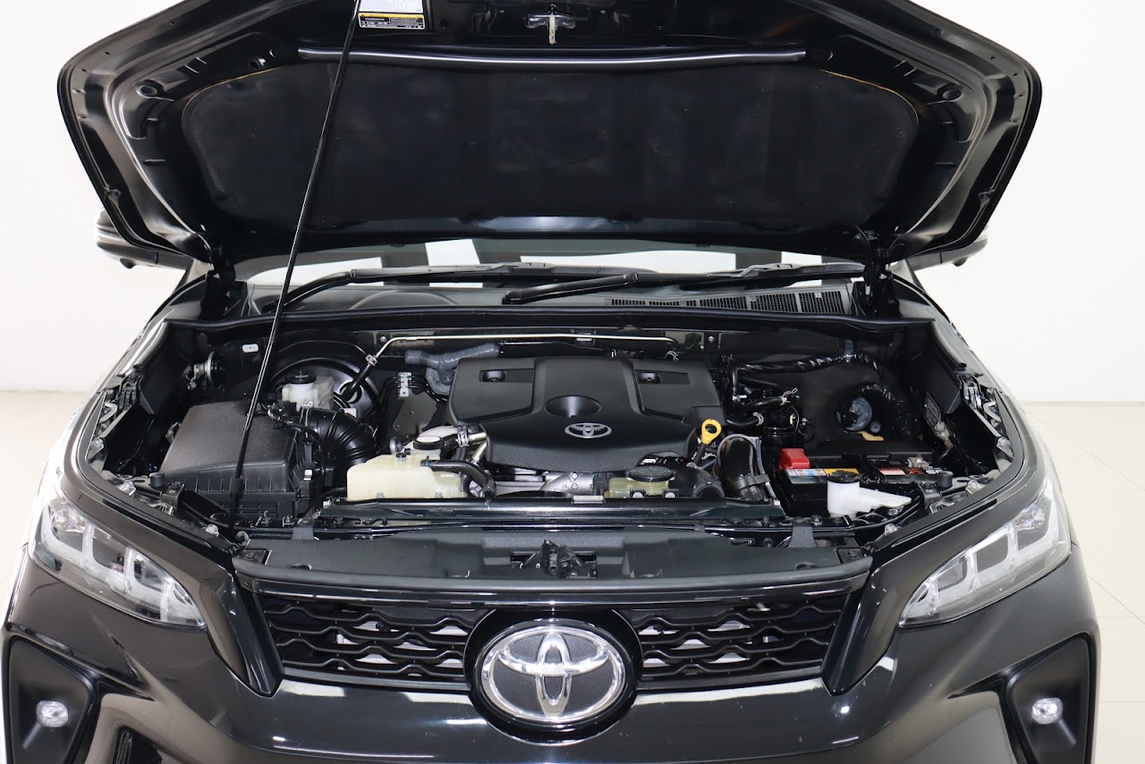 2021 Toyota Fortuner 2.4Legender 2WD รูปที่ 8