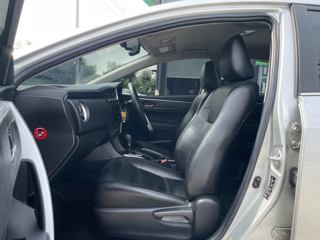2018 Toyota Altis 1.8E รูปที่ 16