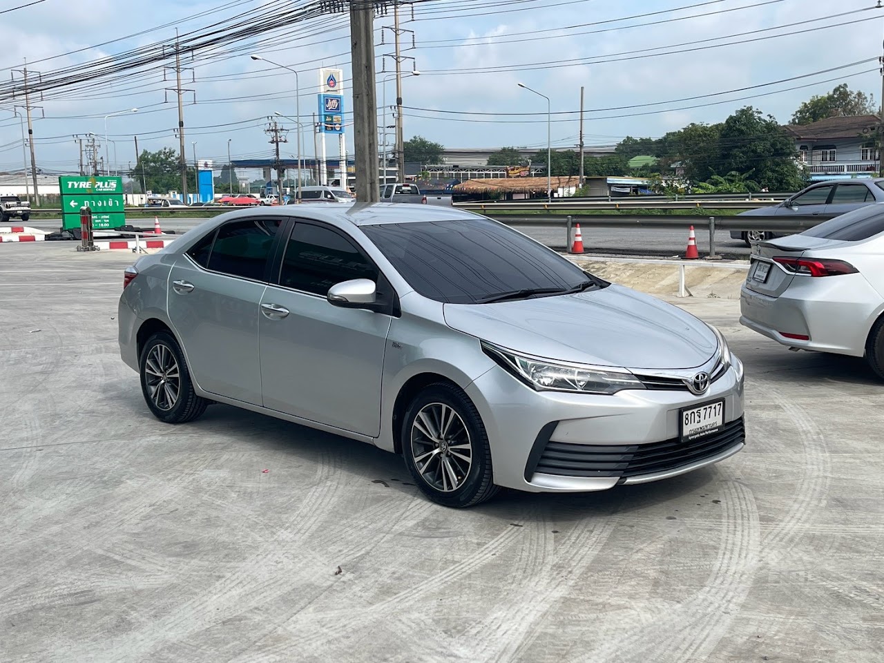 2018 Toyota Altis 1.8E รูปที่ 3