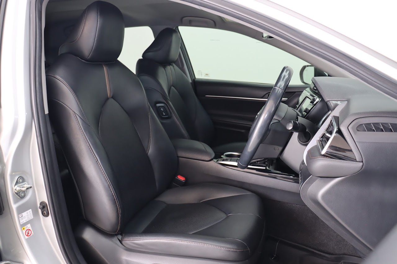 2019 Toyota Camry 2.0G รูปที่ 3