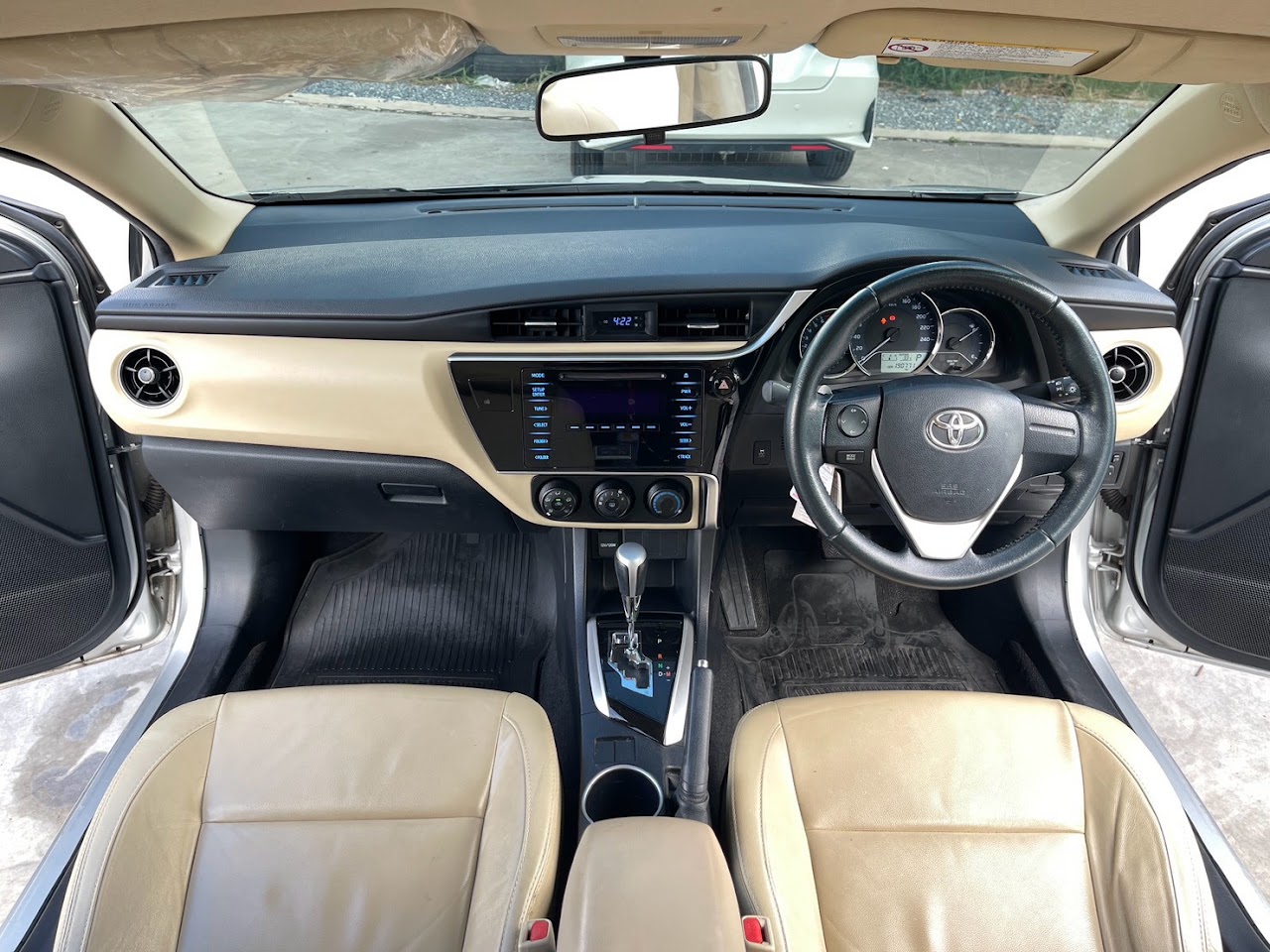 2018 Toyota Altis 1.6G รูปที่ 17