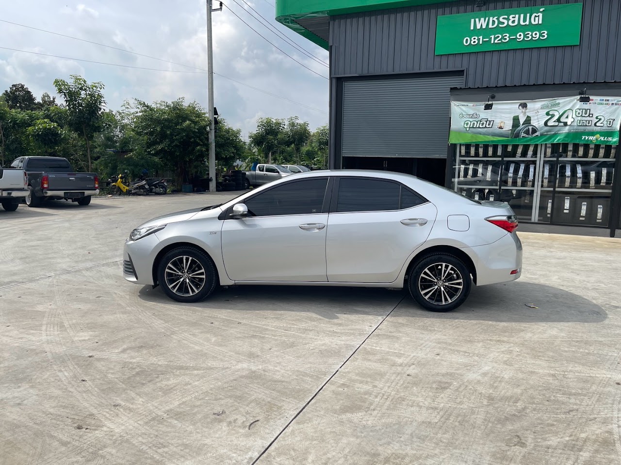 2018 Toyota Altis 1.8E รูปที่ 5