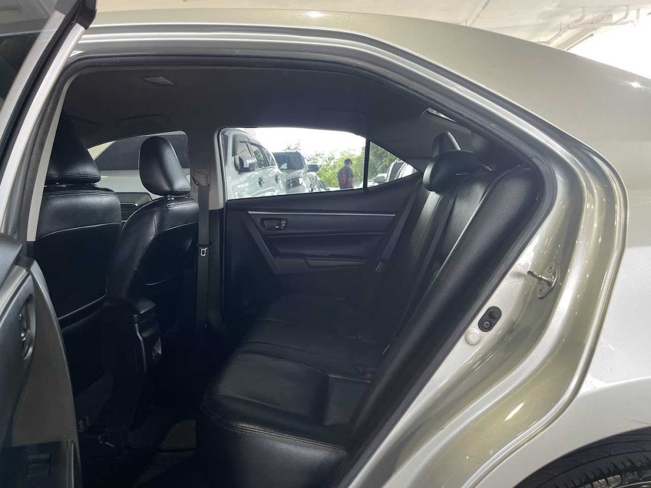 2019 Toyota Altis 1.8E รูปที่ 15