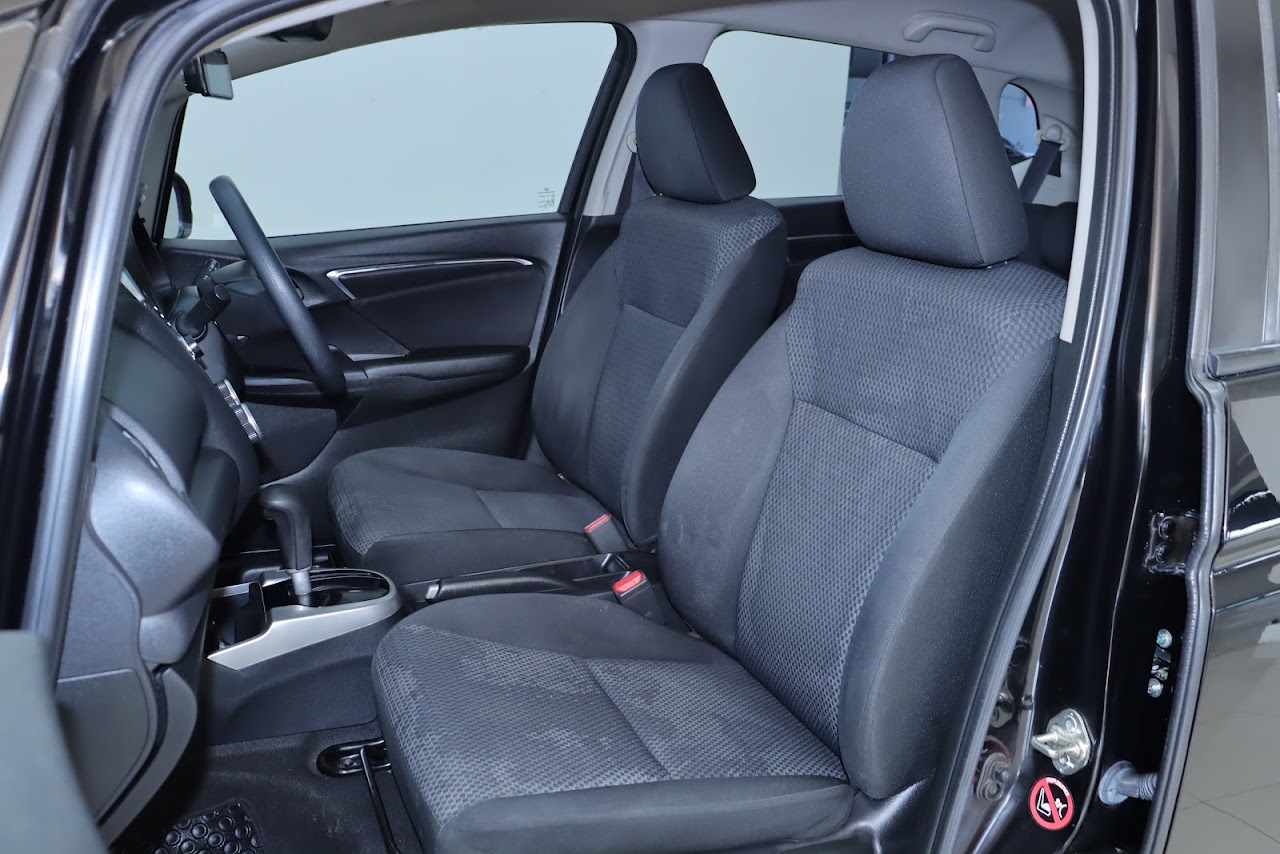 2018 Honda Jazz 1.5V รูปที่ 4