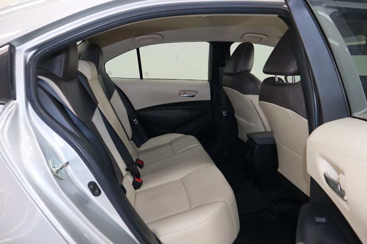 2019 Toyota Altis New 1.6G มือสอง สีบรอนซ์เงิน รูปที่ 13
