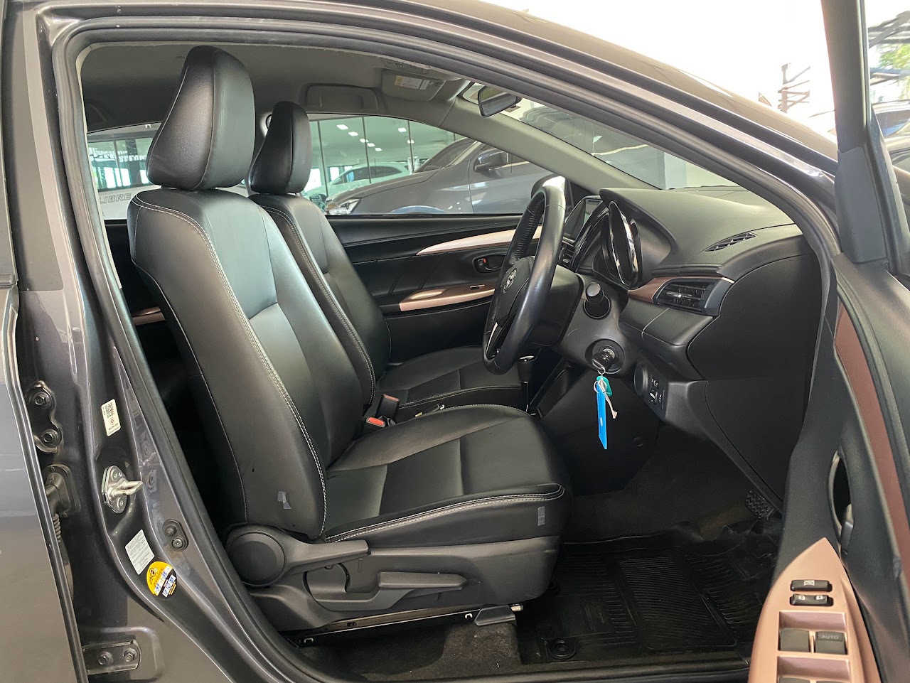 2022 Toyota Vios 1.5MID รูปที่ 15