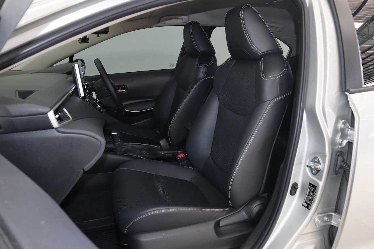 2021 Toyota Altis 1.8Hybrid Smart มือสอง สีบรอนซ์เงิน รูปที่ 6