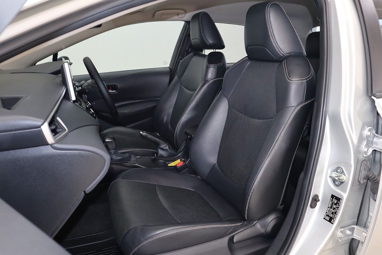 2021 Toyota Altis 1.6G มือสอง สีบรอนซ์เงิน รูปที่ 4