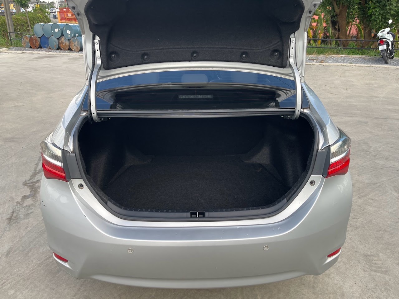 2018 Toyota Altis 1.6G รูปที่ 9