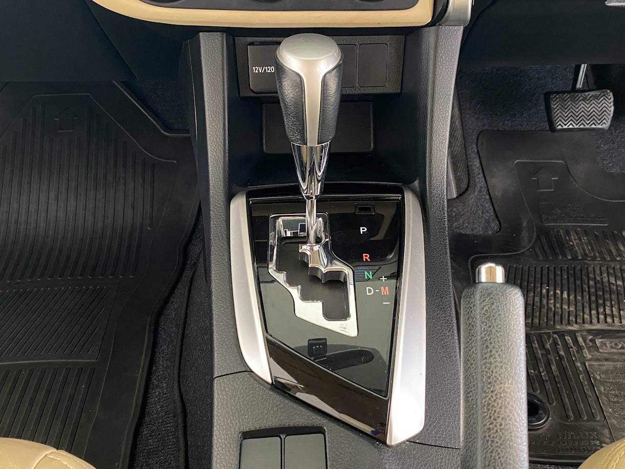 2018 Toyota Altis 1.6G รูปที่ 18