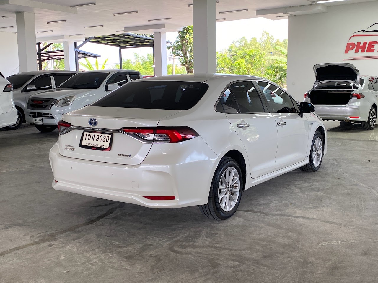 2020 Toyota Altis 1.8Hybrid Entry มือสอง สีขาว รูปที่ 4