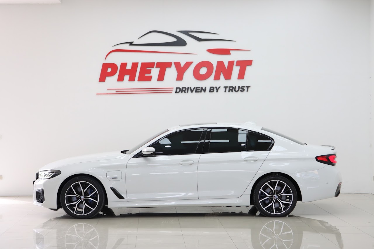 2023 BMW 530e 530e 2.0 M SPORT รูปที่ 16