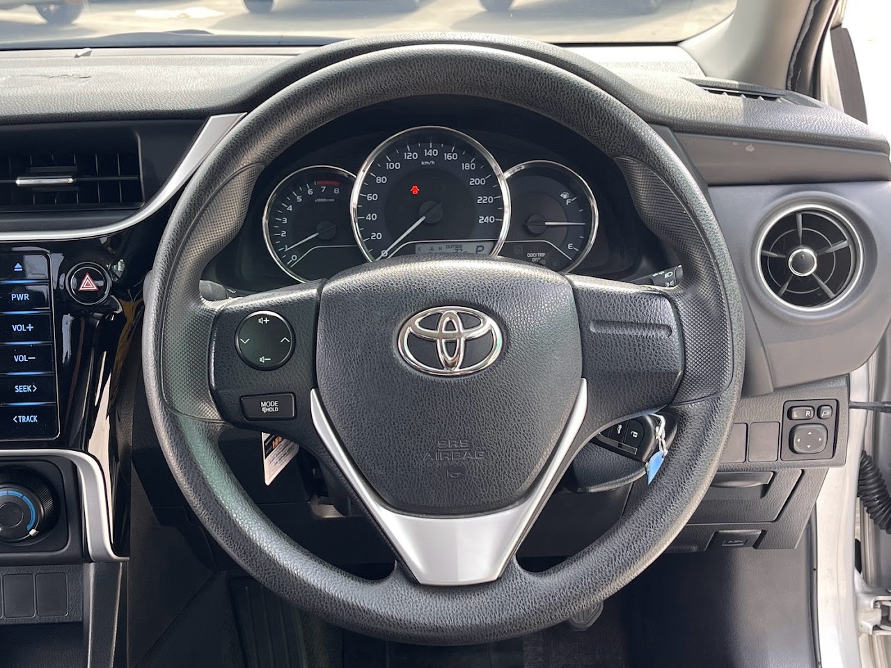 2018 Toyota Altis 1.8E รูปที่ 20