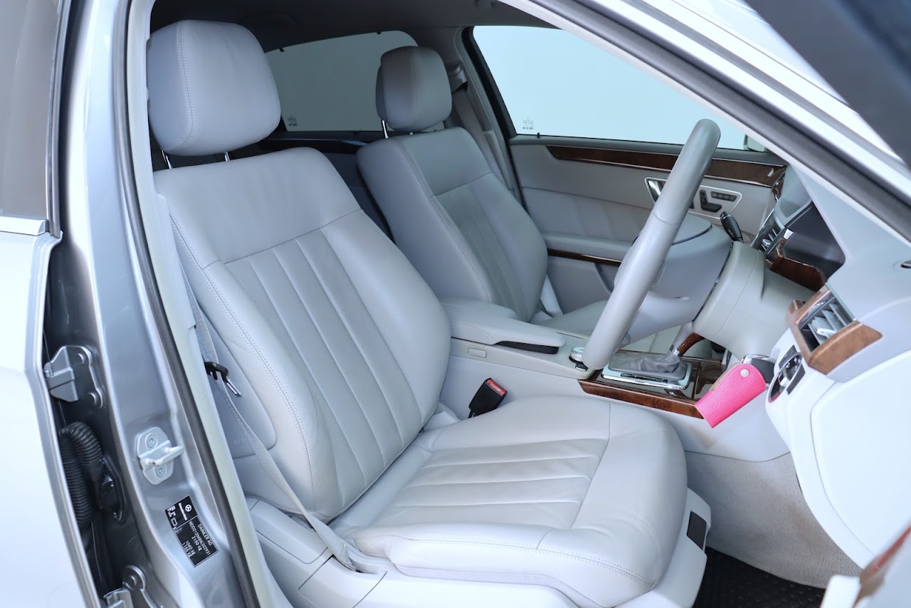 2012 Mercedes-Benz E-Class E200 CGI BE 1.8 มือสอง สีเทา รูปที่ 13
