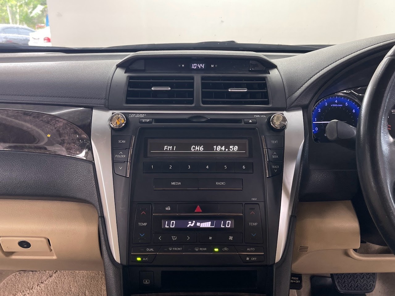 2015 Toyota Camry 2.0G รูปที่ 20