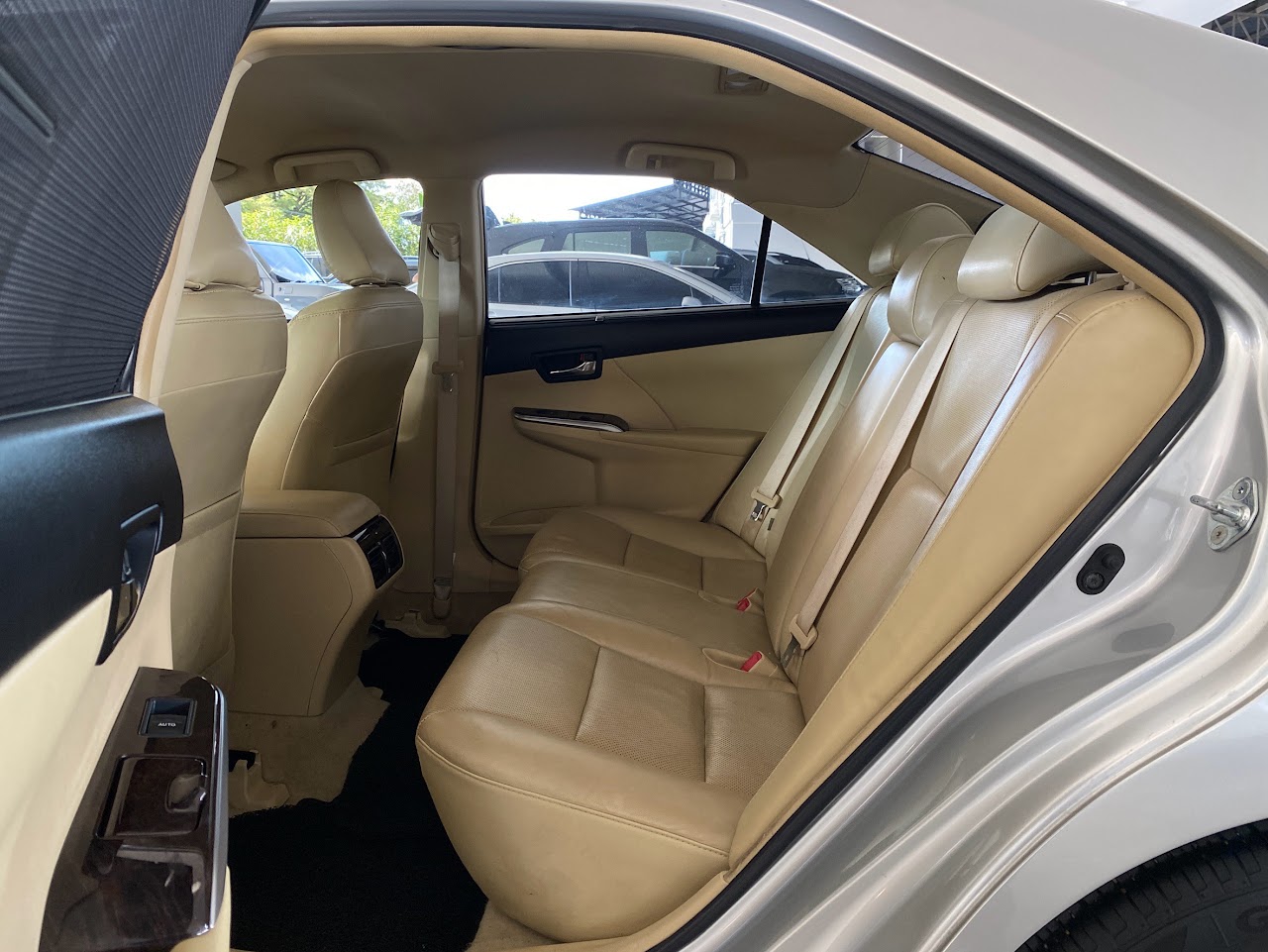2017 Toyota Camry 2.0G รูปที่ 16