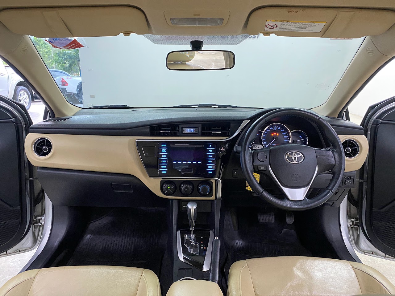 2018 Toyota Altis 1.6G รูปที่ 17