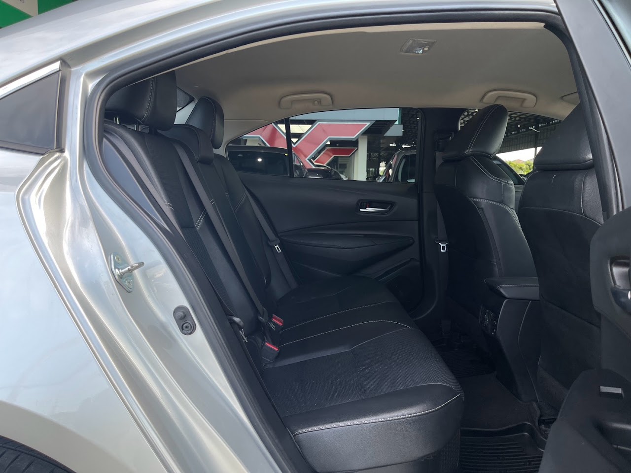 2022 Toyota Altis (New) 1.8Hybrid Premium รูปที่ 13