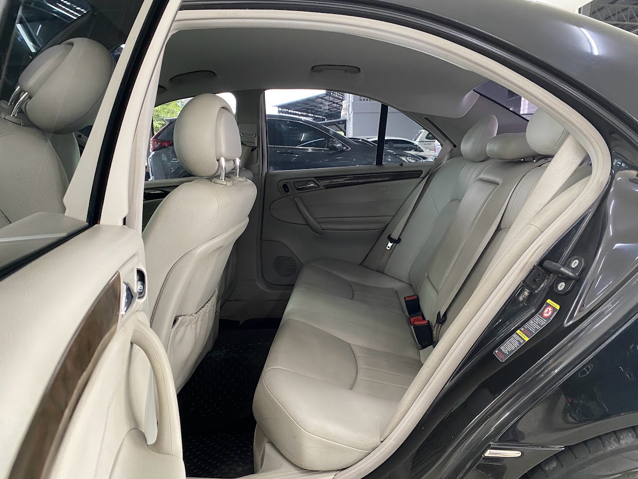2004 Mercedes-Benz C-Class C180K มือสอง สีดำ รูปที่ 14