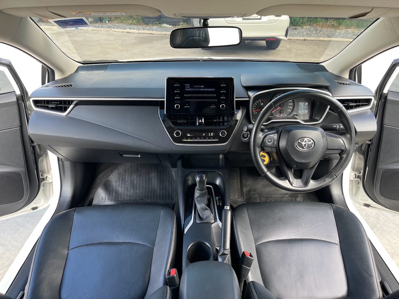 2021 Toyota Altis 1.6G มือสอง สีขาว รูปที่ 17