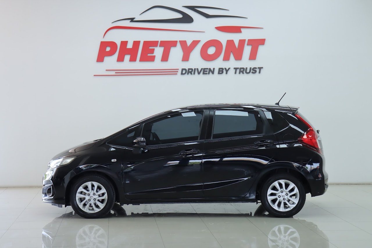 2018 Honda Jazz 1.5V รูปที่ 13