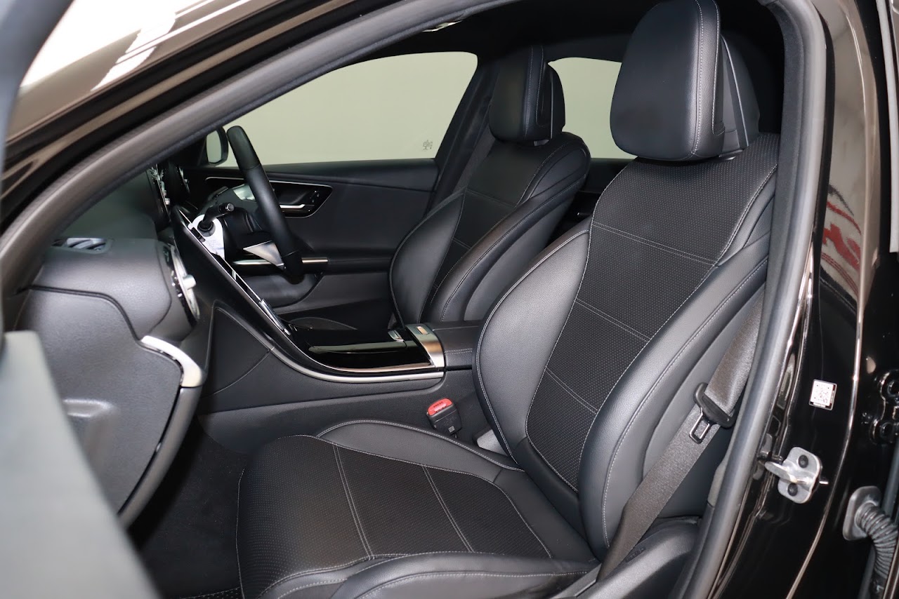 2023 Mercedes-Benz C220d C220d Avantgarde รูปที่ 3