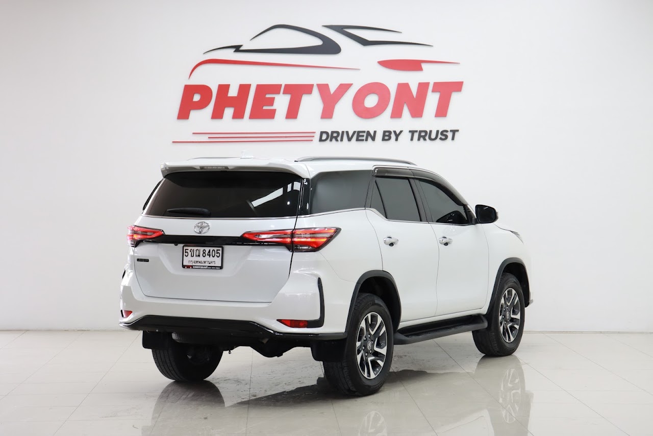 2023 Toyota Fortuner 2.4Leader V 2WD รูปที่ 7