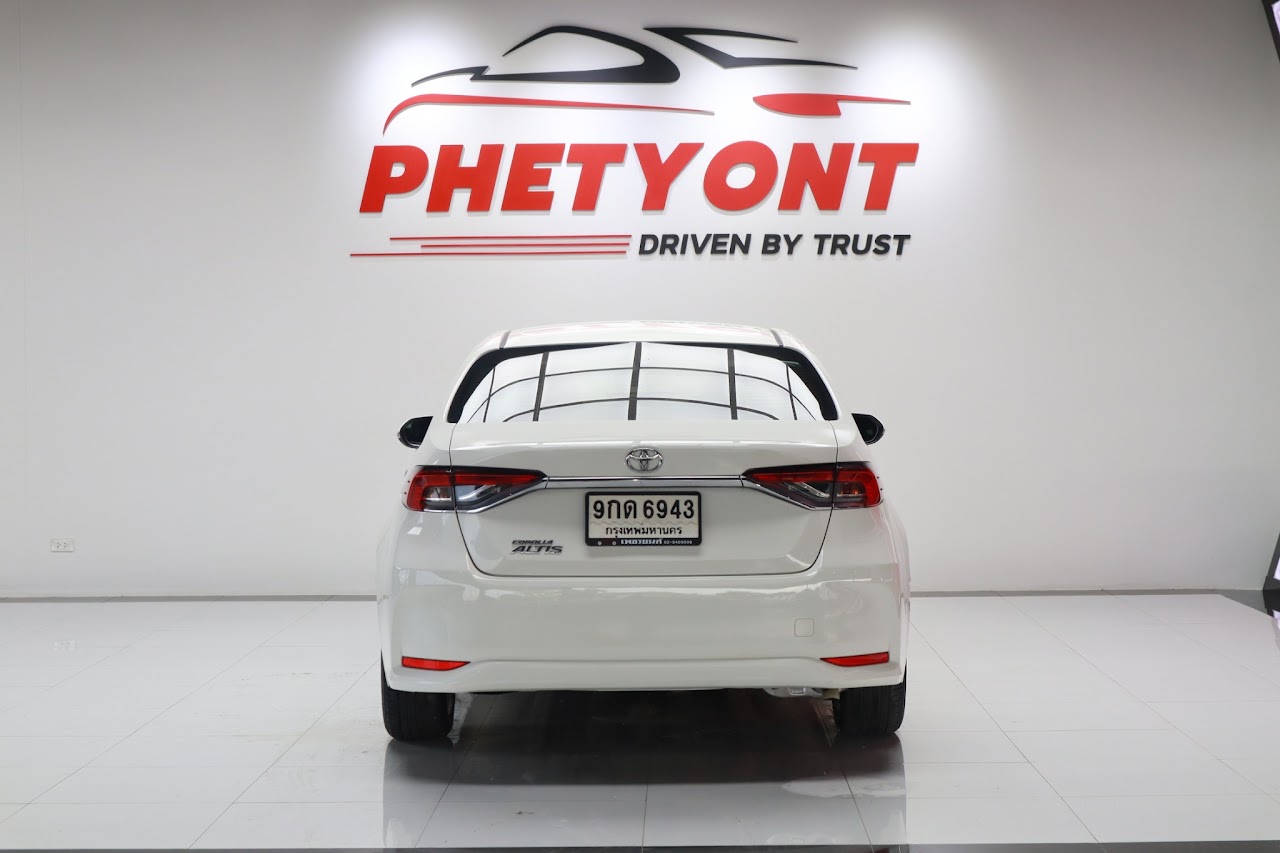 2019 Toyota Altis New 1.6G มือสอง สีขาว รูปที่ 5