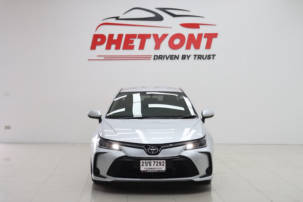 2021 Toyota Altis 1.6G มือสอง สีบรอนซ์เงิน รูปที่ 12