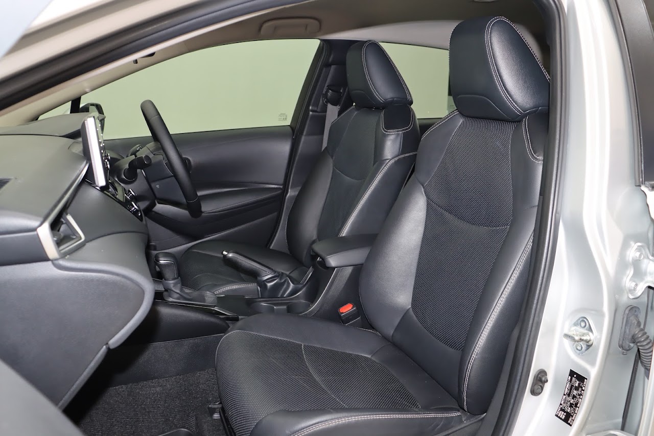2021 Toyota Altis 1.6G มือสอง สีบรอนซ์เงิน รูปที่ 4