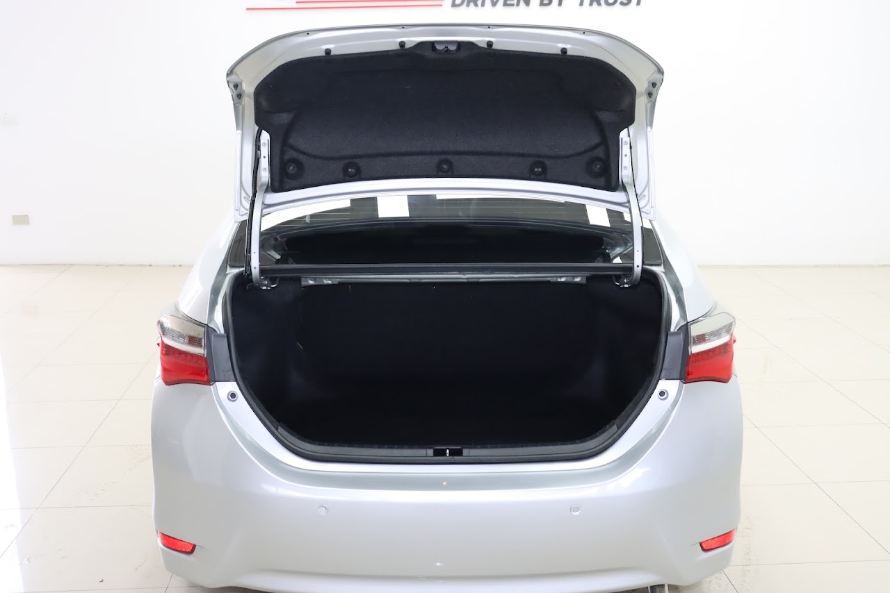 2018 Toyota Altis 1.6G รูปที่ 2