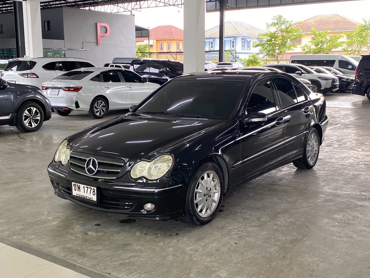 2004 Mercedes-Benz C180K C180K รูปที่ 3