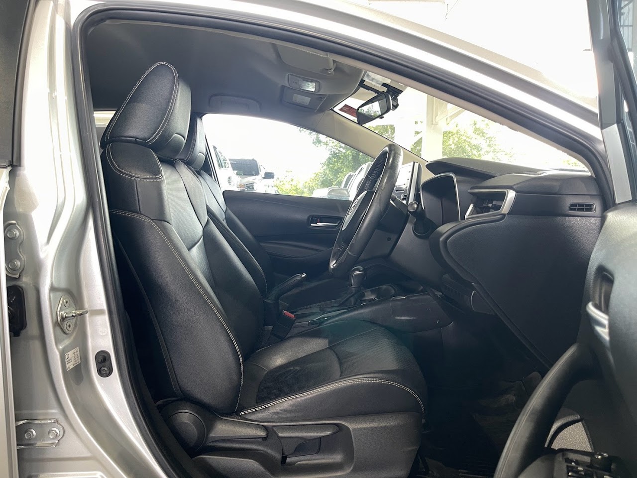 2020 Toyota Altis 1.6G มือสอง สีบรอนซ์เงิน รูปที่ 13