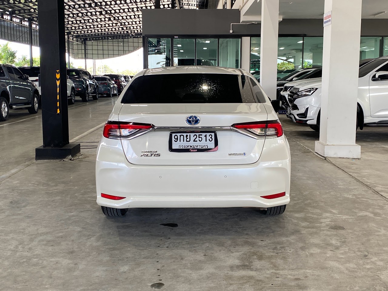 2019 Toyota Altis (New) 1.8Hybrid MID รูปที่ 8