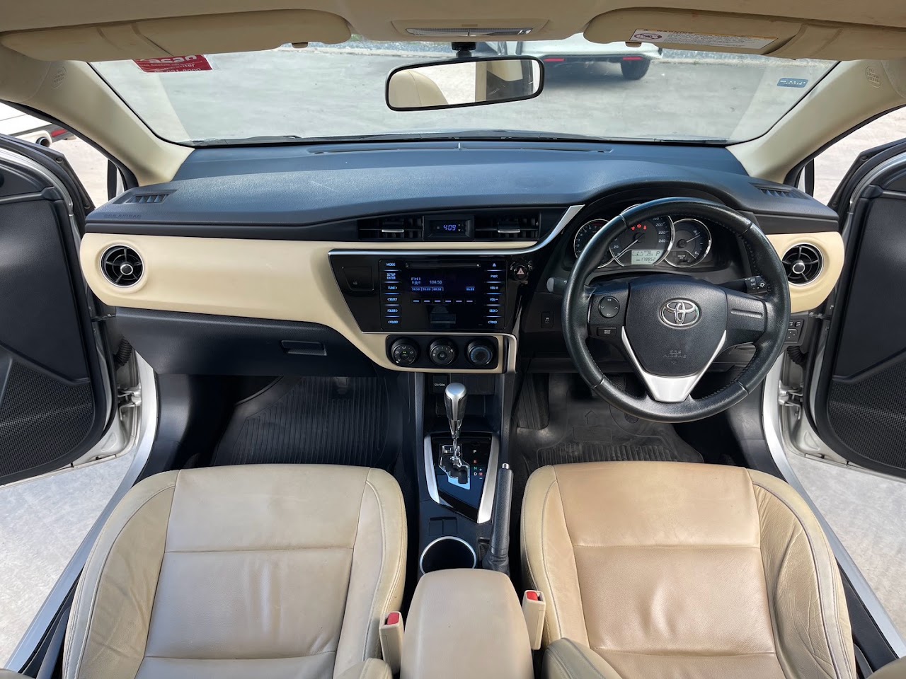 2018 Toyota Altis 1.6G รูปที่ 17
