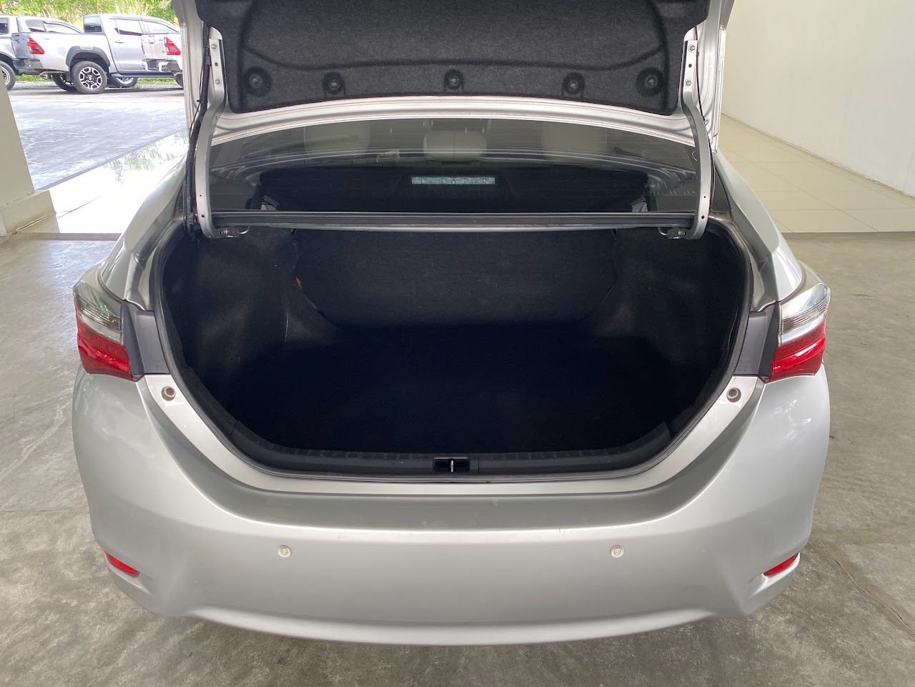 2018 Toyota Altis 1.6G รูปที่ 9
