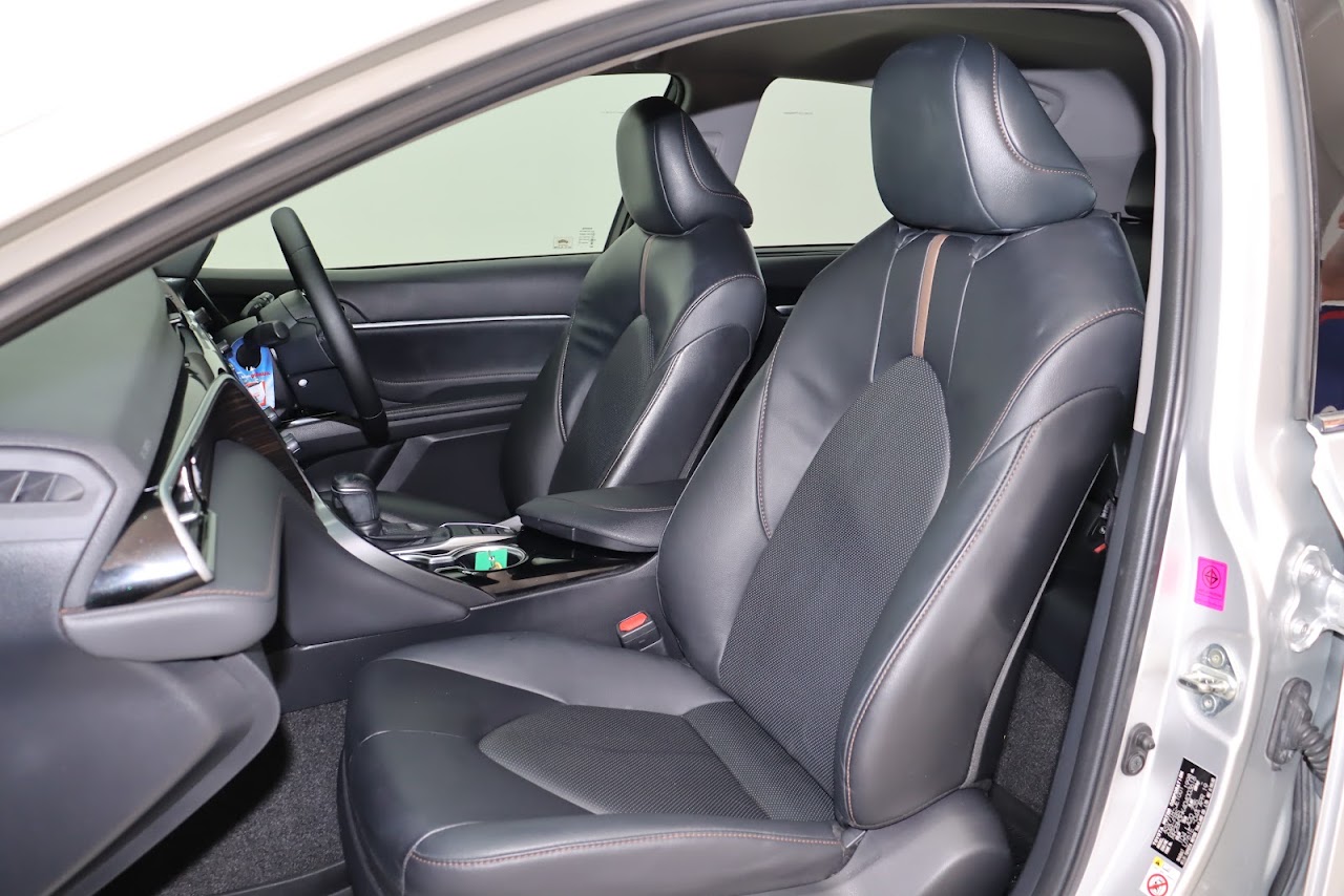 2019 Toyota Camry 2.0G รูปที่ 3